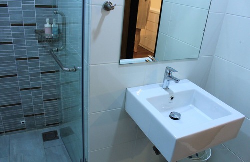 Downtown George Town Condo | Penang Comfort Stay @ Sunrise Gurney Condominium 新关仔角 暖心之居