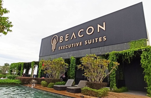 George Town Condo | Penang Georgetown family couple staycation holiday home Beacon suite deal Komtar