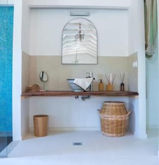 Evreti Apartment | Penelope - Sea View House