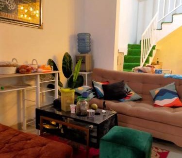 Malang Villa | Penginapan, homestay Gor Ken Arok kota malang jawa timur bisa 5-10 orang