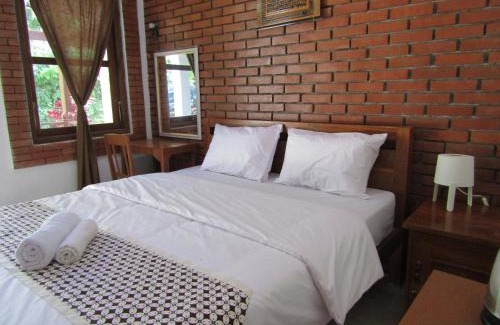 Borobudur Hotel | Penginapan Udin Syariah Bukit Rhema