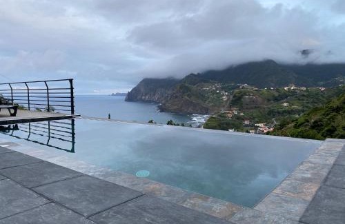 Porto da Cruz Villa | Penha D'Águia Villa