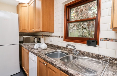 Capel Bangor Cottage | PENLON, pet friendly, country holiday cottage in Capel Bangor