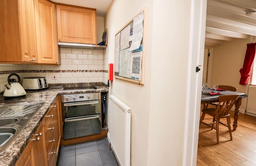 Capel Bangor Cottage | PENLON, pet friendly, country holiday cottage in Capel Bangor