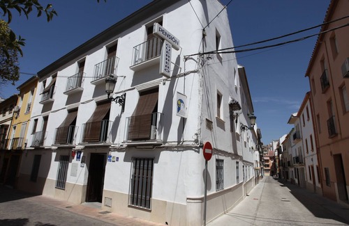 Cabra House | Pensión Guerrero