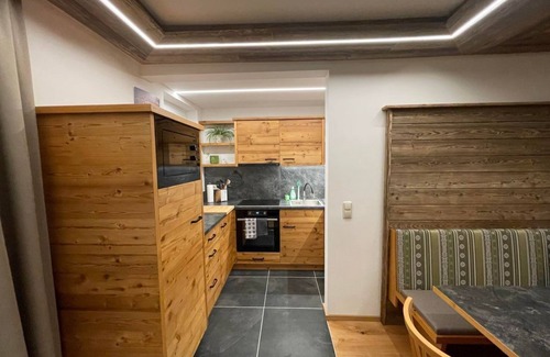 Heiligenblut Bed & Breakfast | Pension and Apartment Edelweiß - Edelweiß Apartment