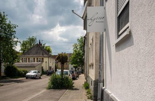 Nuertingen House | Pension Gino
