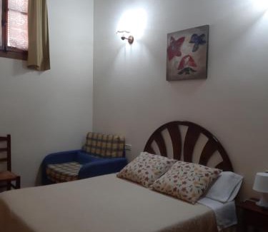 Cuevas de Canart House | Pension Las Cuevas de Cañart