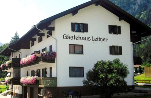 Hoefen House | Pension Leitner
