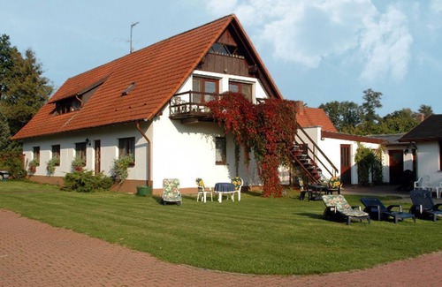 Burg-Dorf Cottage | Pension Willischza - Doppelzimmer, Du/wc, Frühstück