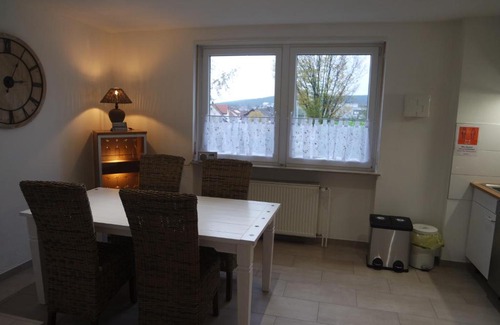 Woerth am Main House | Pension Zweite Heimat