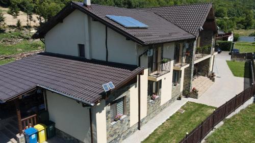 Budureasa House | Pensiunea Eden