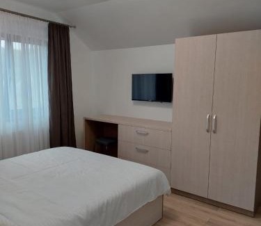 Horezu House | Pensiunea Happy Day Horezu