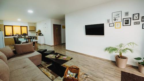 Turda House | Pensiunea Smiley
