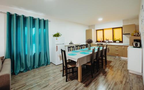 Turda House | Pensiunea Smiley