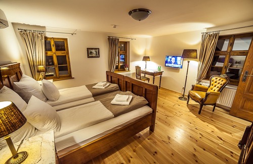 Bogatynia Hotel | Pensjonat Dom Zegarmistrza