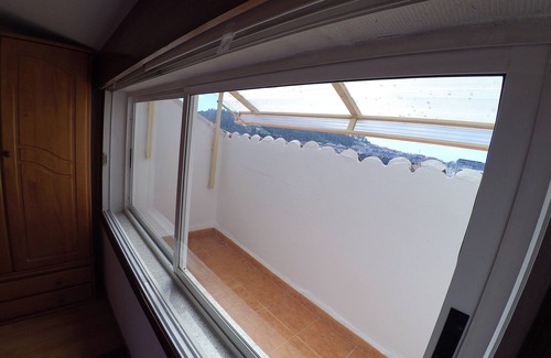 Santiago de Compostela Condo | Penthouse with WiFi next to the train station