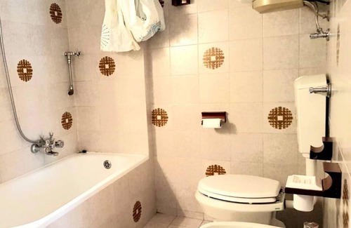 Sauze d'Oulx Apartment | Penthouse 100m from the slopes, bright and quiet