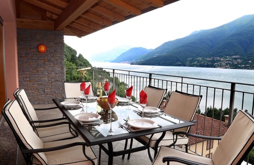 Dorio Apartment | Penthouse Apartment on Lake Como with Gorgeous Lake & Mountain Views
