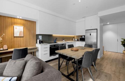 Arthur's Point Apartment | Penthouse Apt 24 at the base of Coronet Peak