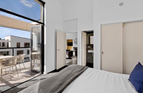 Arthur's Point Apartment | Penthouse Apt 24 at the base of Coronet Peak