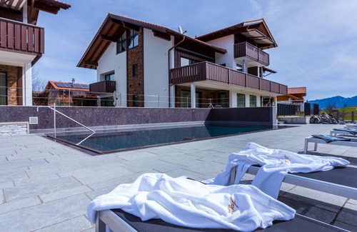 Rosshaupten Apartment | Penthouse B.9 - For Moments Apartments & Spa