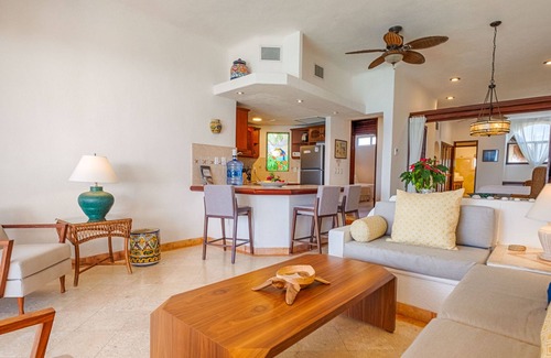 Akumal Condo | Penthouse Beachfront Condo with Pool & Panoramic Views