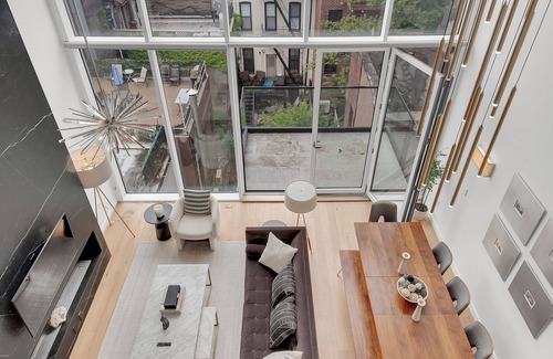 Clinton Hill Condo | Penthouse Brooklyn Barclays Center 30 minutes to Time Square