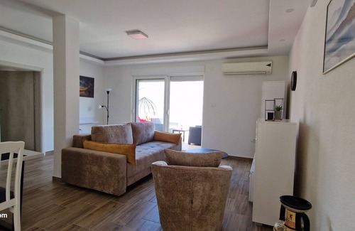 Prcanj Apartment | Penthouse D&D apartment, pet friendly, first line to the sea