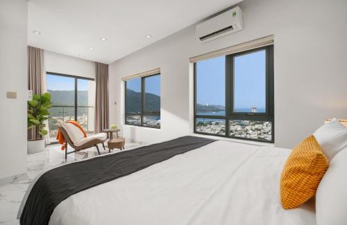 Son Tra Apartment | Penthouse Duplex 4 bedrooms Ocean View, Rooftop Pool