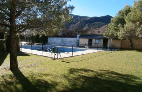 Biescas Apartment | Penthouse in Biescas with pool, tennis and barbecue
