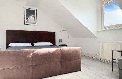 Nuertingen Apartment | Penthouse in Nürtingen Platz für 14 Gäste
