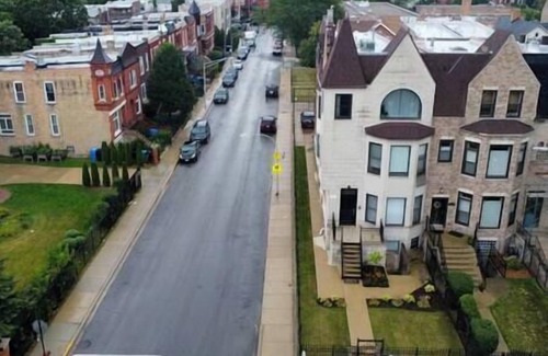 North Kenwood Apartment | Penthouse, Lux stay near Downtown, McComick & Lake