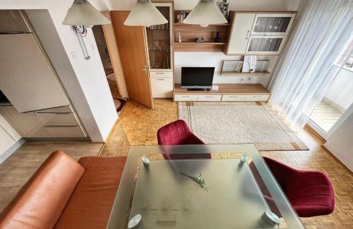 Knittelfeld Apartment | Penthouse near Red Bull Ring