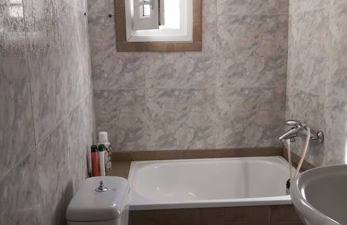 Thessaloniki Apartment | Penthouse on the 4th floor with huge Balcony! 10 min away from Metro.