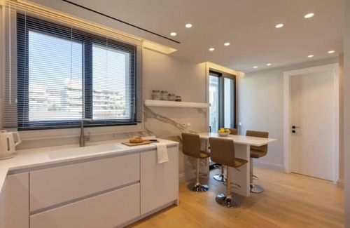 Voula Apartment | Penthouse & Pool Athens Riviera