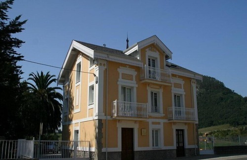 Solares Apartment | Penthouse-semi rustico -Apartment-Ensuite with Jet bath