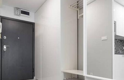 Novi Zagreb Apartment | Penthouse "Sky 17" s balkonom i besplatnim parkingom