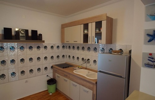Grahovo Apartment | Penthouse Stoliv Up to 8 beds 2:nd floor Jetty/Beach 5m to sea Door2Door
