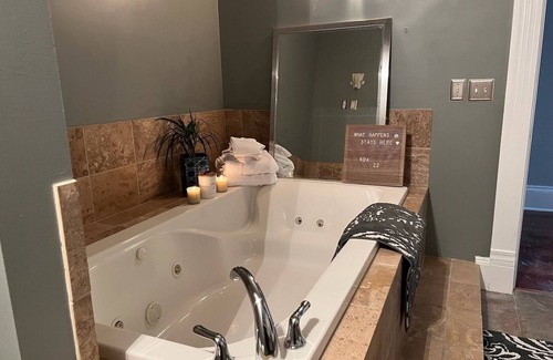 Ohio City Apartment | Penthouse studio in the heart of downtown Cleveland