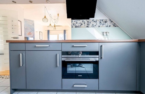 Giessen Apartment | Penthouse-suite Near University