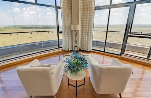 Nairobi Apartment | Penthouse The Curve by the Park