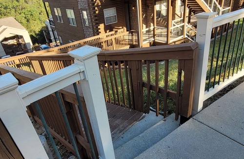 Indian Point Condo | Penthouse w/Lake View & private deck- next to SDC