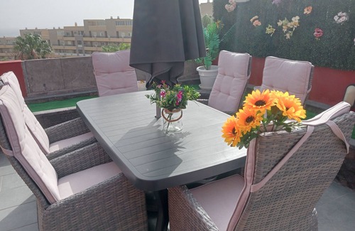 El Medano Apartment | Penthouse with beautiful views and jacuzzi in EL Medano (Pet Friendly)