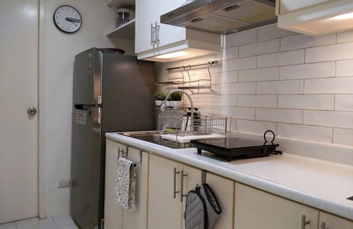 Muntinlupa Condo | Penthouse with Home Office and Parking