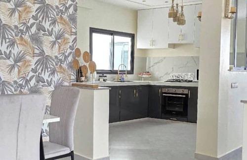 Cite Al Mohammadi Apartment | Penthouse with jacuzzi and games room