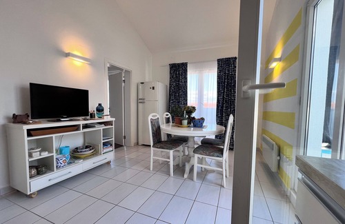 Necujam Apartment | Penthouse with large terrace 50 m from the beach: an oasis of peace and beauty.