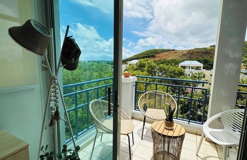 Machos Condo | Penthouse with Pool, AC, 3 BR, Fast WiFi, we allow Pets, amazing sunsets views!