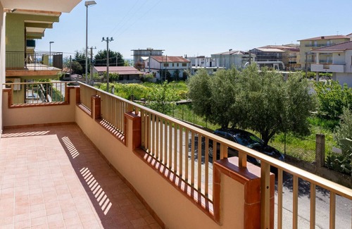 Strongoli Apartment | Penthouse with samezing view of the sea and nature