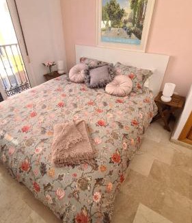 San Felipe Neri Apartment | Penthouse with solarium in the center of Malaga-Ático con solárium en el centro de Málaga